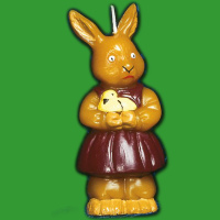 Die Osterhase, Frau Kerzengießform verwandelt Ihr...